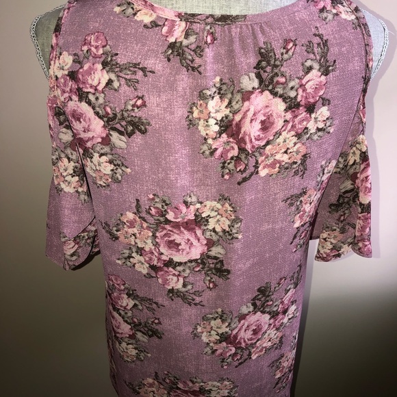 Dusty rose floral/Tank style cold shoulder top - Picture 3 of 7